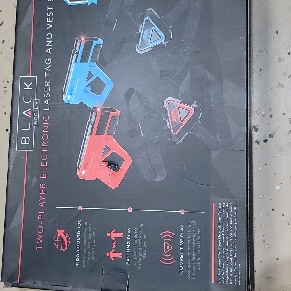 2 player Electronic Lazer Tag and Vest Set - Picture 3 of 4